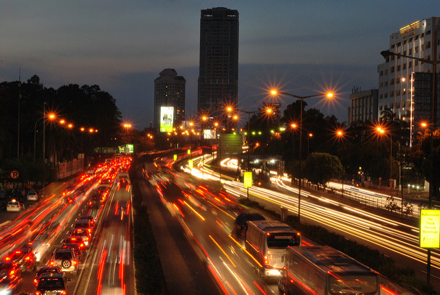 インドネシア：許可証提示きょうから　コロナ対策で交通規制　ジャカルタ～首都圏外