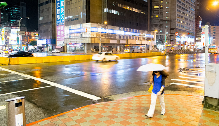 台湾観光局、運転者の過労招く長距離日帰りバスツアーを禁止