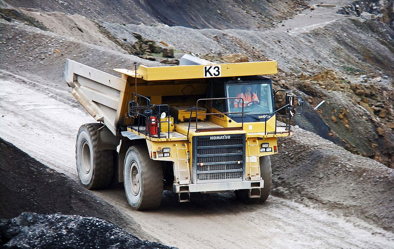 コマツ、アメリカのライバル鉱山機械メーカーを29億ドルで買収