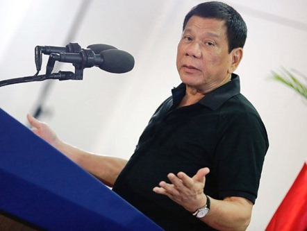 フィリピン・ドゥテルテ大統領の不正蓄財が告発される