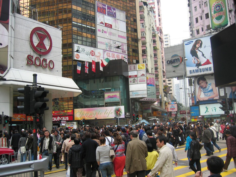 香港「そごう銅鑼湾店」の不振により、利福国際が17%減益