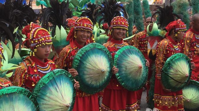 フィリピン・ダバオの「カダヤワン祭」　観光客人気でホテルキャパオーバー