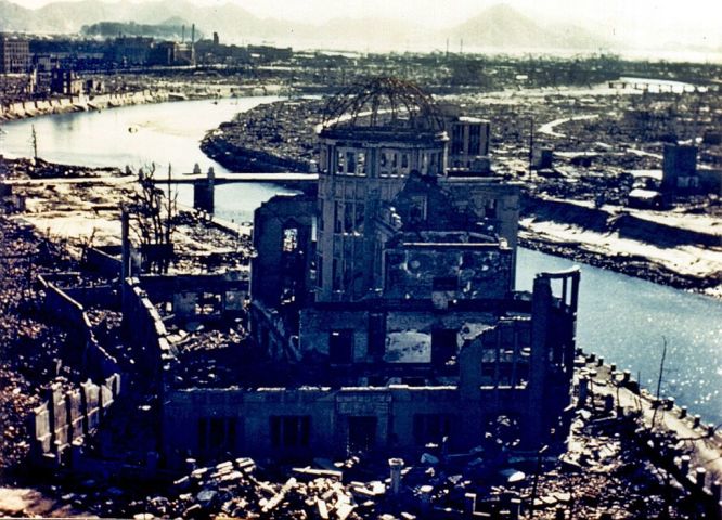 日本の広島原爆投下から74年　鎮魂の祈り