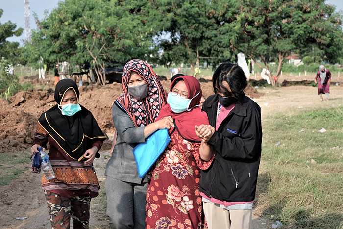 インドネシア：「死者、1000人超」　 医師協会　保健省統計に疑義
