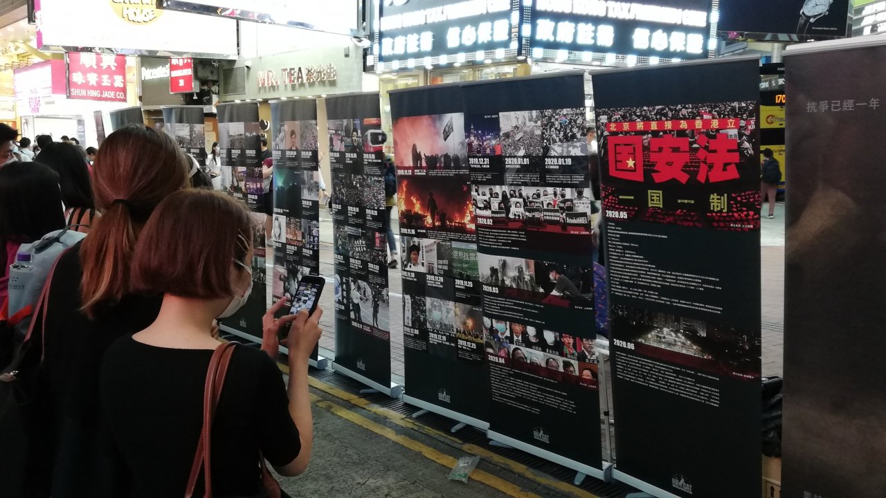 香港：周庭氏ら脱退、香港衆志は即日解散