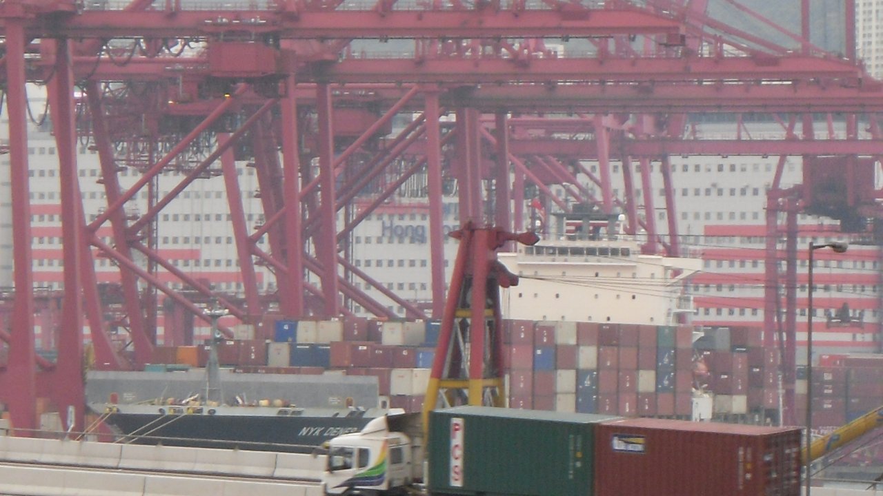 香港：輸出好転、９月は９・１％増